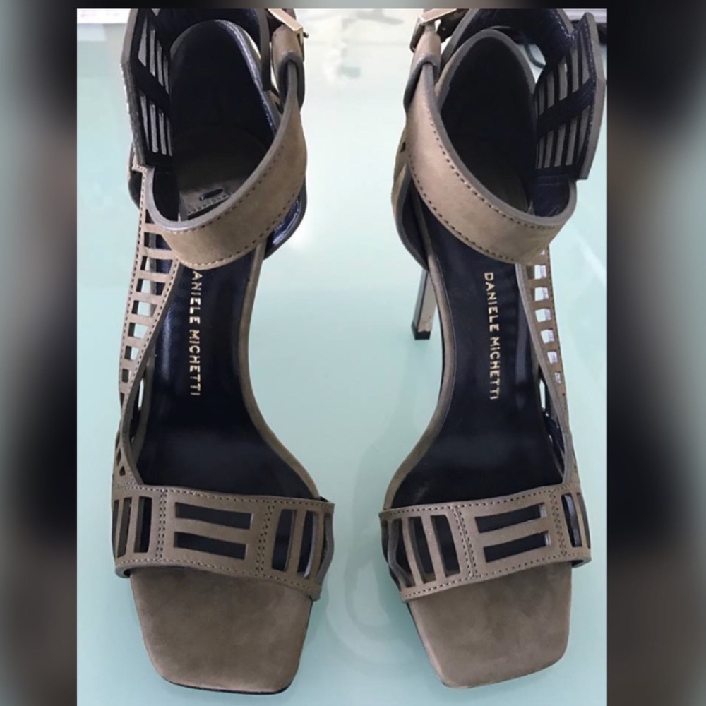 NEW Daniele Michetti Mahima Suade Sandals Size 6.5